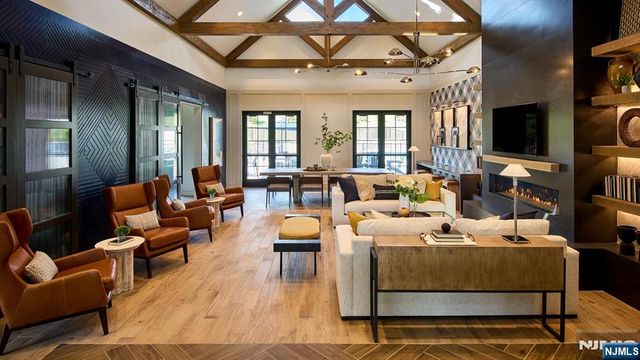 92 Cinnamon Drive, Upper Saddle River, NJ 07458