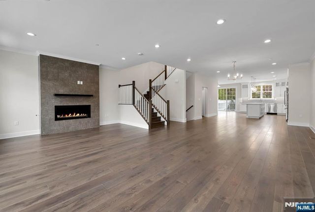 92 Cinnamon Drive, Upper Saddle River, NJ 07458