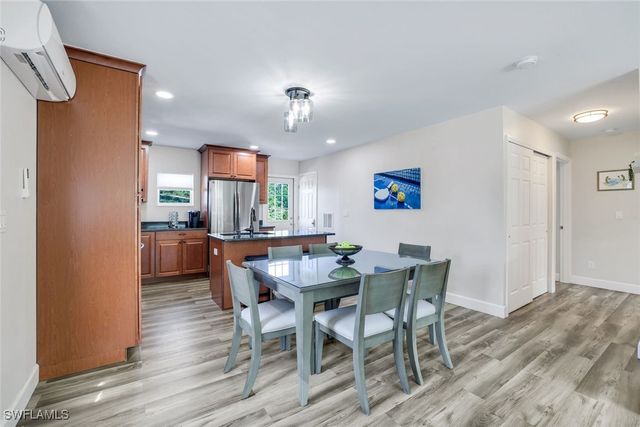 3561 Thomasson DR, Naples, FL 34112