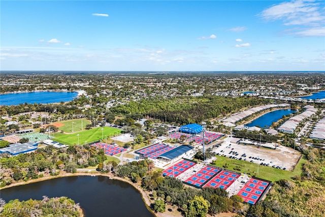 3561 Thomasson DR, Naples, FL 34112