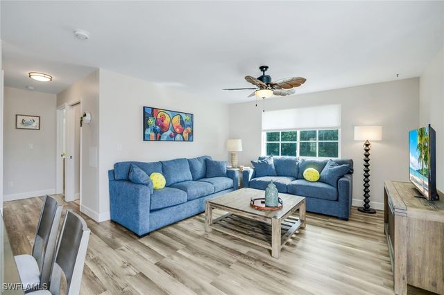 3561 Thomasson DR, Naples, FL 34112