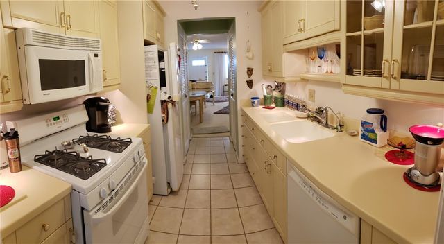 5935 30TH AVENUE S 307, Gulfport, FL 33707