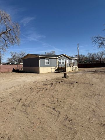 1211 Avenue M, Levelland, TX 79336