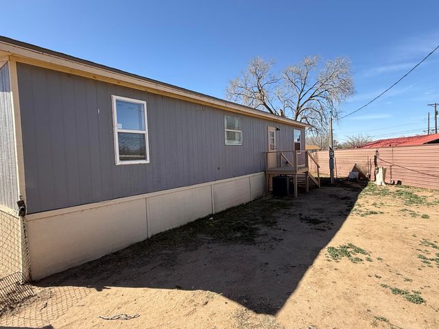 1211 Avenue M, Levelland, TX 79336