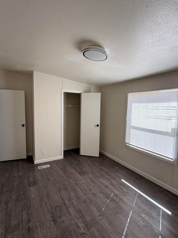 1211 Avenue M, Levelland, TX 79336