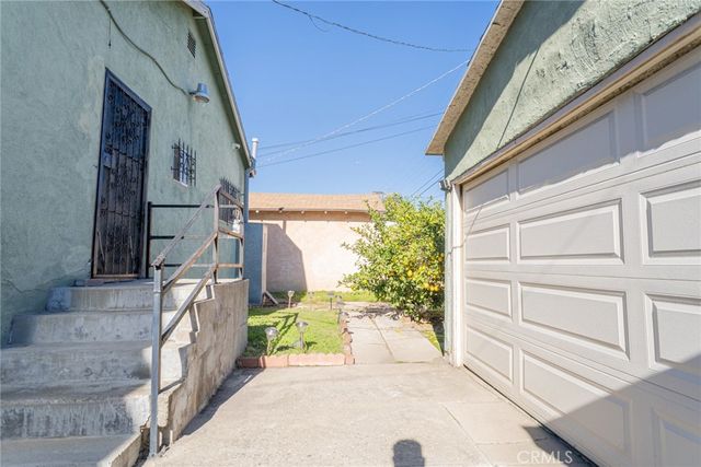 5934 Madden, Los Angeles, CA 90043