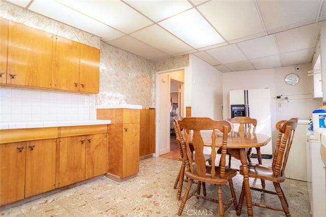 5934 Madden, Los Angeles, CA 90043