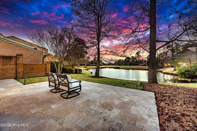 1751 Signature Place, Wilmington, NC 28405