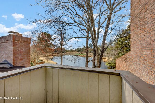 1751 Signature Place, Wilmington, NC 28405