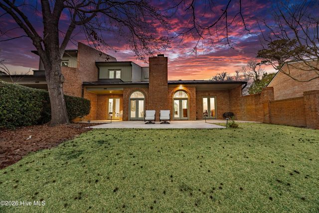 1751 Signature Place, Wilmington, NC 28405