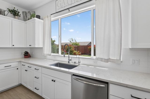 20123 Pescara Lane, Friant, CA 93626