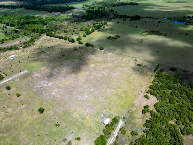 707 CHIHUAHUA ROAD, Sebring, FL 33870