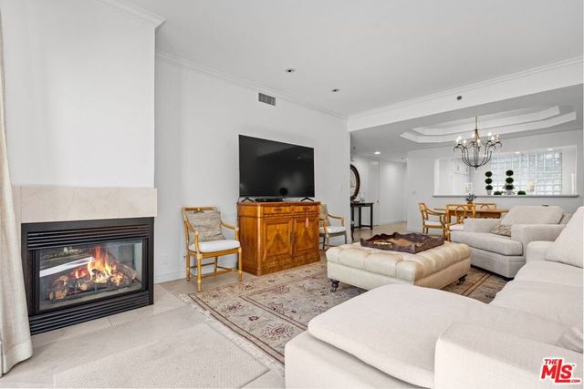 2132 Century Park Lane 103, Los Angeles, CA 90067