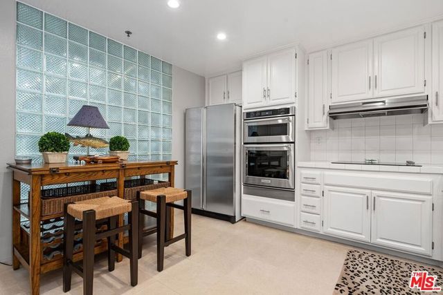 2132 Century Park Lane 103, Los Angeles, CA 90067