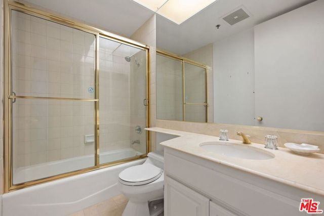 2132 Century Park Lane 103, Los Angeles, CA 90067