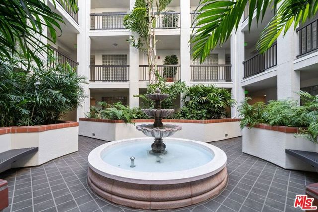 2132 Century Park Lane 103, Los Angeles, CA 90067