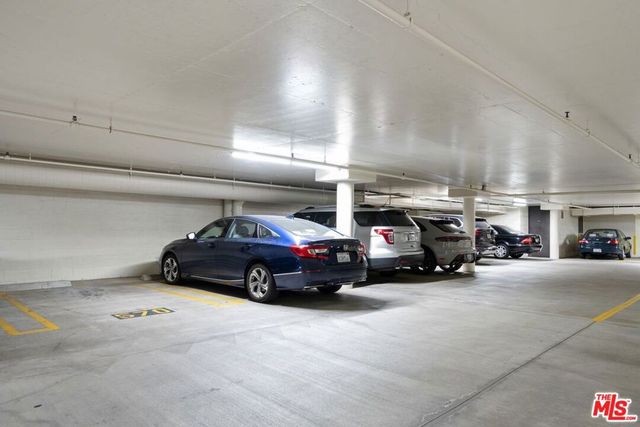 2132 Century Park Lane 103, Los Angeles, CA 90067