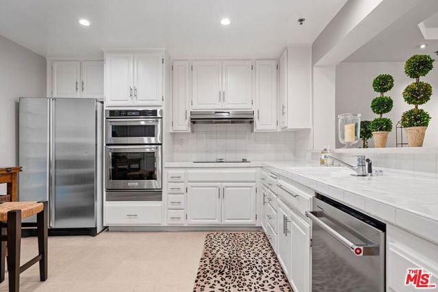 2132 Century Park Lane 103, Los Angeles, CA 90067