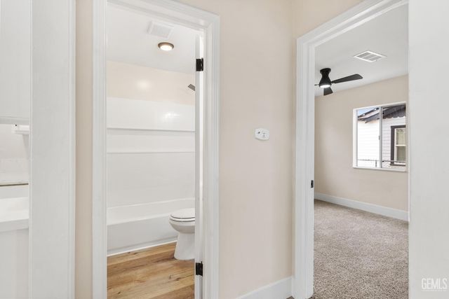 710 Washington Avenue, Bakersfield, CA 93308