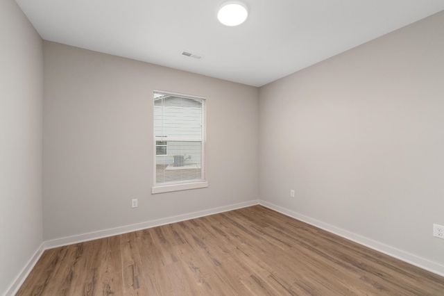 2861 S Cedar Crest Ct, Wichita, KS 67215