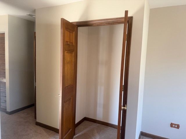 16 N Fairlawn Avenue, Mundelein, IL 60060