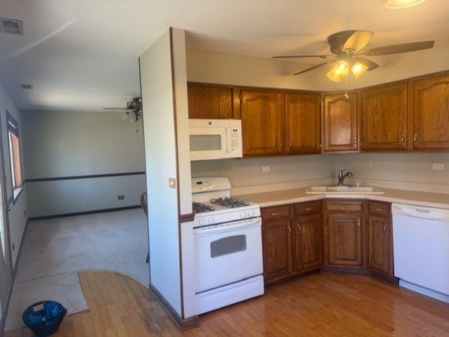 16 N Fairlawn Avenue, Mundelein, IL 60060