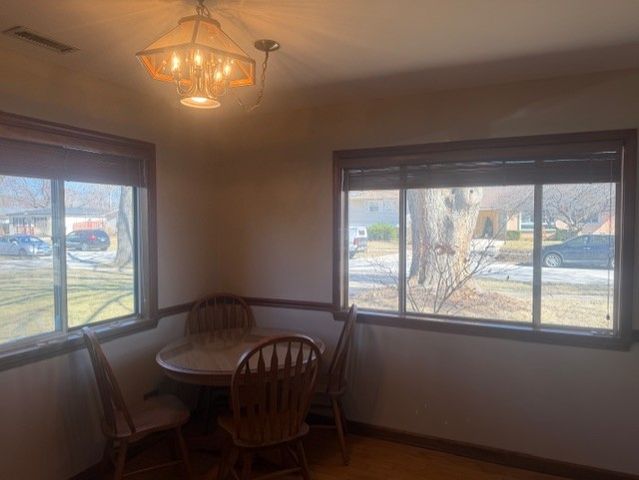 16 N Fairlawn Avenue, Mundelein, IL 60060