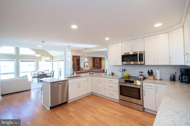 5202 HERON RD, Cambridge, MD 21613