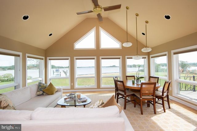 5202 HERON RD, Cambridge, MD 21613