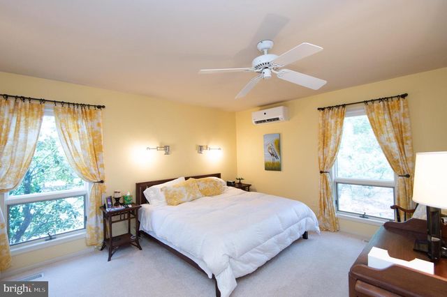 5202 HERON RD, Cambridge, MD 21613