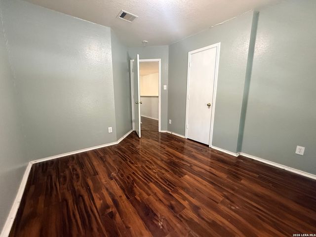 91 Booker Palm, San Antonio, TX 78239