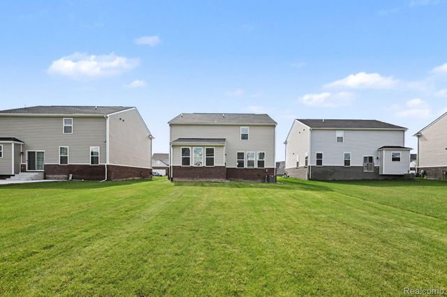 58676 Losino Drive, Lyon Charter Township, MI 48178