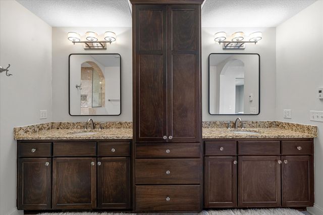 4323 Cedar Lake Road S, Saint Louis Park, MN 55416