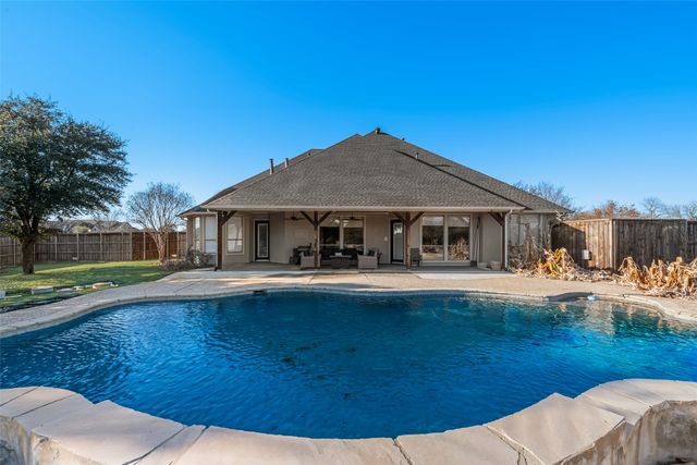 109 Fairfield Drive, Mclendon Chisholm, TX 75032