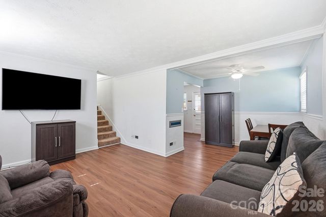 233 Scottie Place, Charlotte, NC 28217