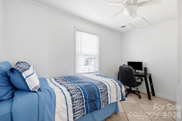 233 Scottie Place, Charlotte, NC 28217