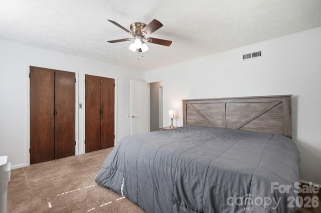 233 Scottie Place, Charlotte, NC 28217