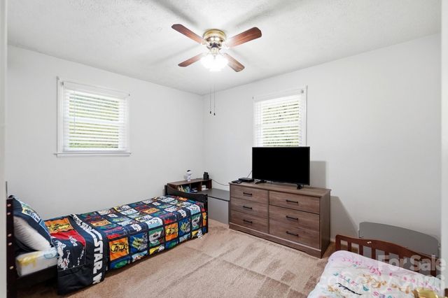 233 Scottie Place, Charlotte, NC 28217