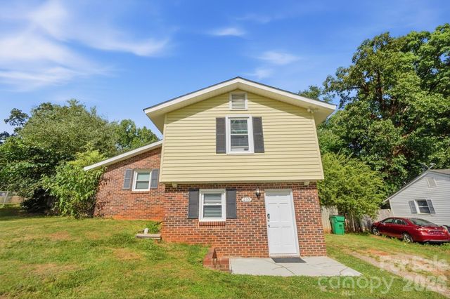 233 Scottie Place, Charlotte, NC 28217