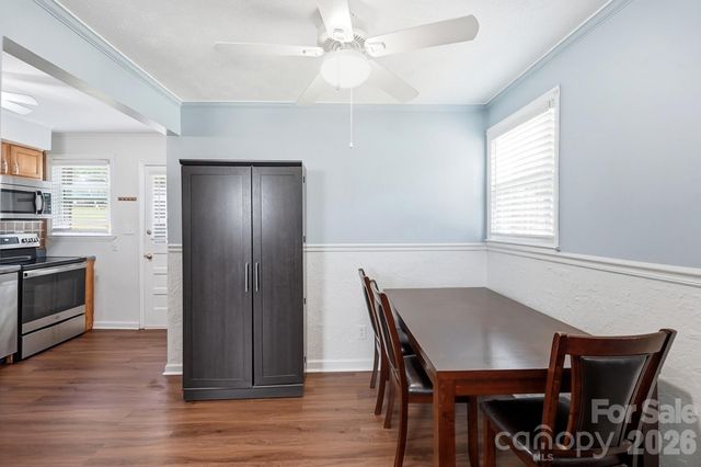 233 Scottie Place, Charlotte, NC 28217