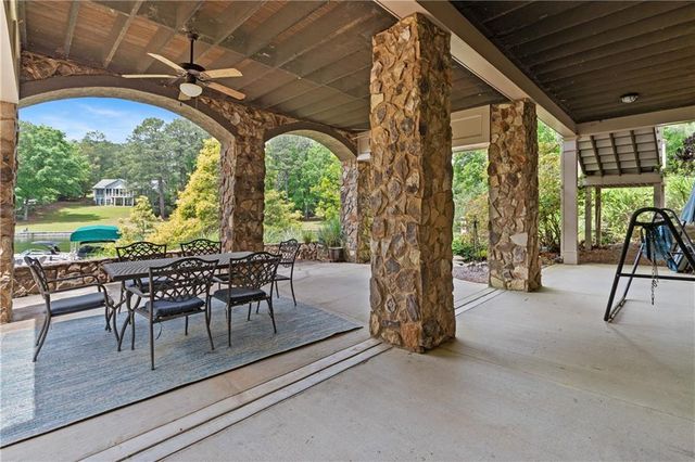 1041 Fox Chase Run, Greensboro, GA 30642