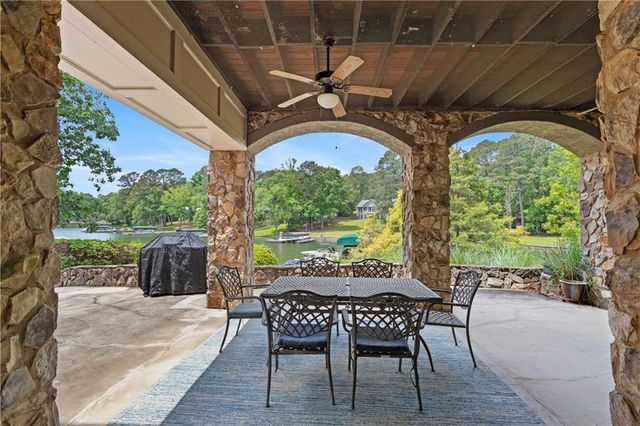 1041 Fox Chase Run, Greensboro, GA 30642