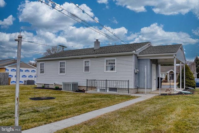 420 E MAPLE ST, Cleona, PA 17042