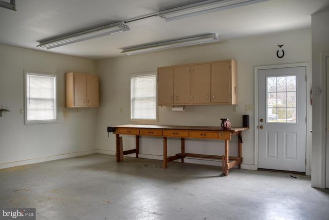 420 E MAPLE ST, Cleona, PA 17042