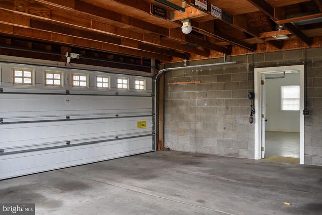 420 E MAPLE ST, Cleona, PA 17042