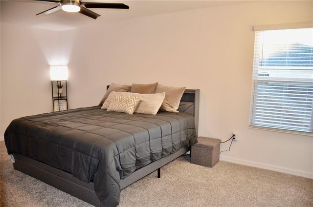 6877 WILSON HAMMOCK AVENUE, Groveland, FL 34736