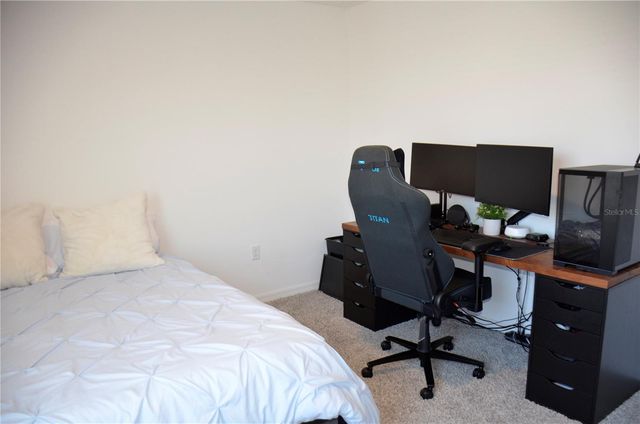 6877 WILSON HAMMOCK AVENUE, Groveland, FL 34736