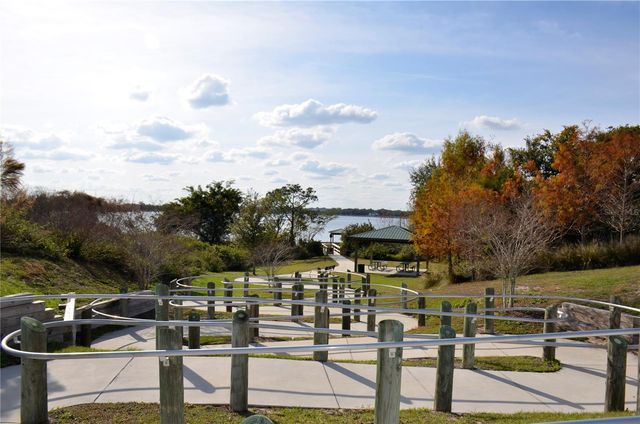 6877 WILSON HAMMOCK AVENUE, Groveland, FL 34736