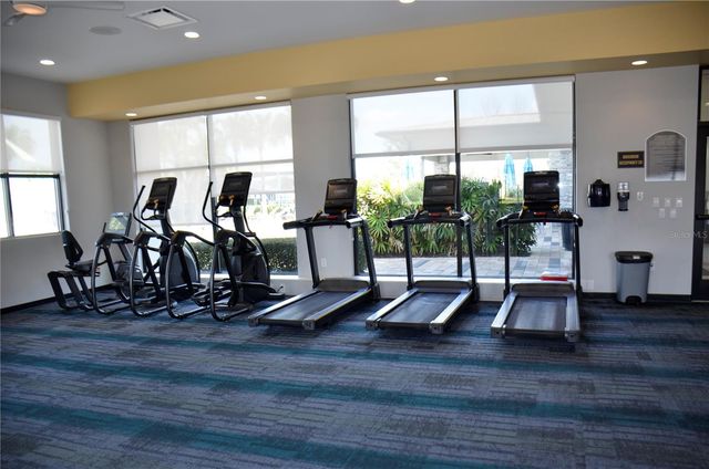 6877 WILSON HAMMOCK AVENUE, Groveland, FL 34736