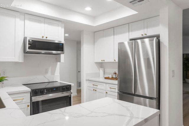 49091 Washington Street, La Quinta, CA 92253